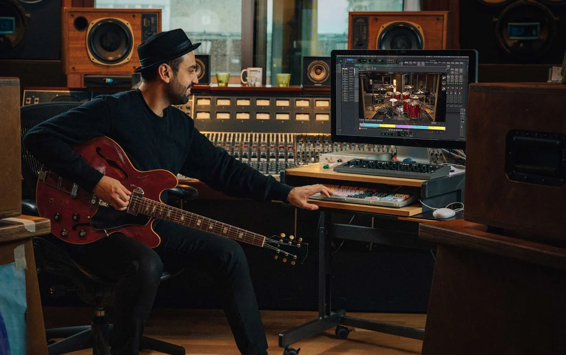Visual for this record: Toontrack's Tap2Find matches grooves, it doesn't compose them